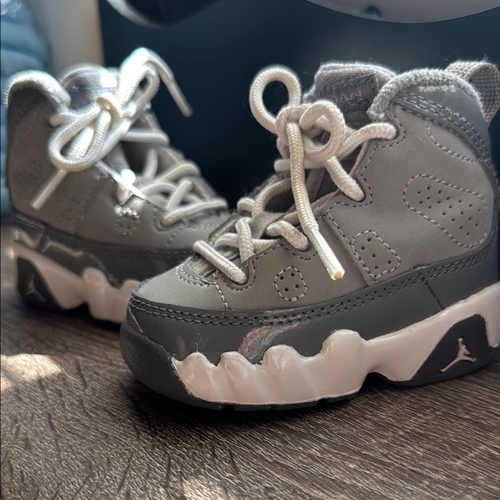 Jordan retro 9 toddler Gray and White High-Top Sneakers with Suede Upper